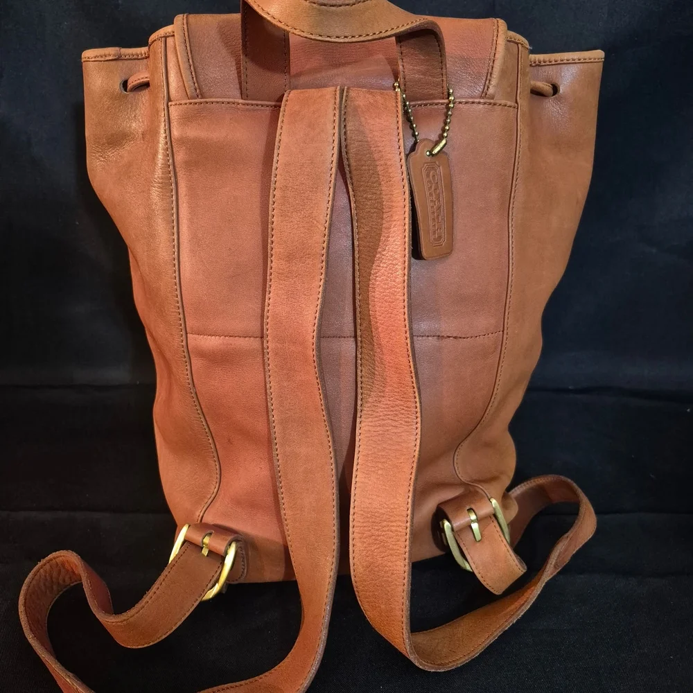 Coach Vintage Backpack Tan Soft Leather  Rucksack Old Coach Vintage Very Nice. - Picture 4 of 12